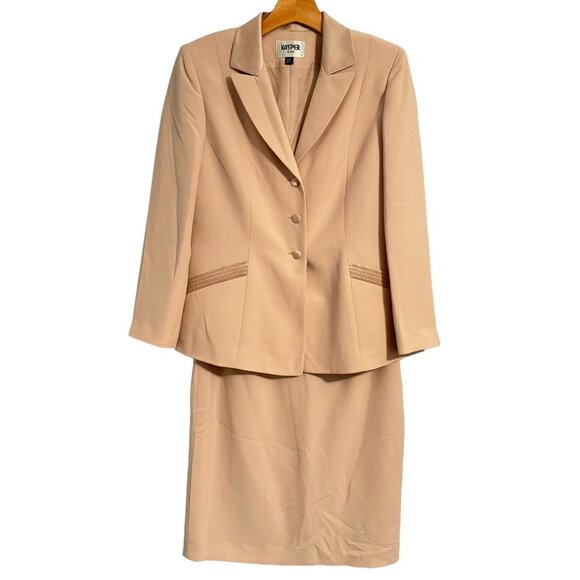 Kasper Suit Size 10P Beige Two Piece Skirt/Jacket Women Suit - Picture 1 of 12